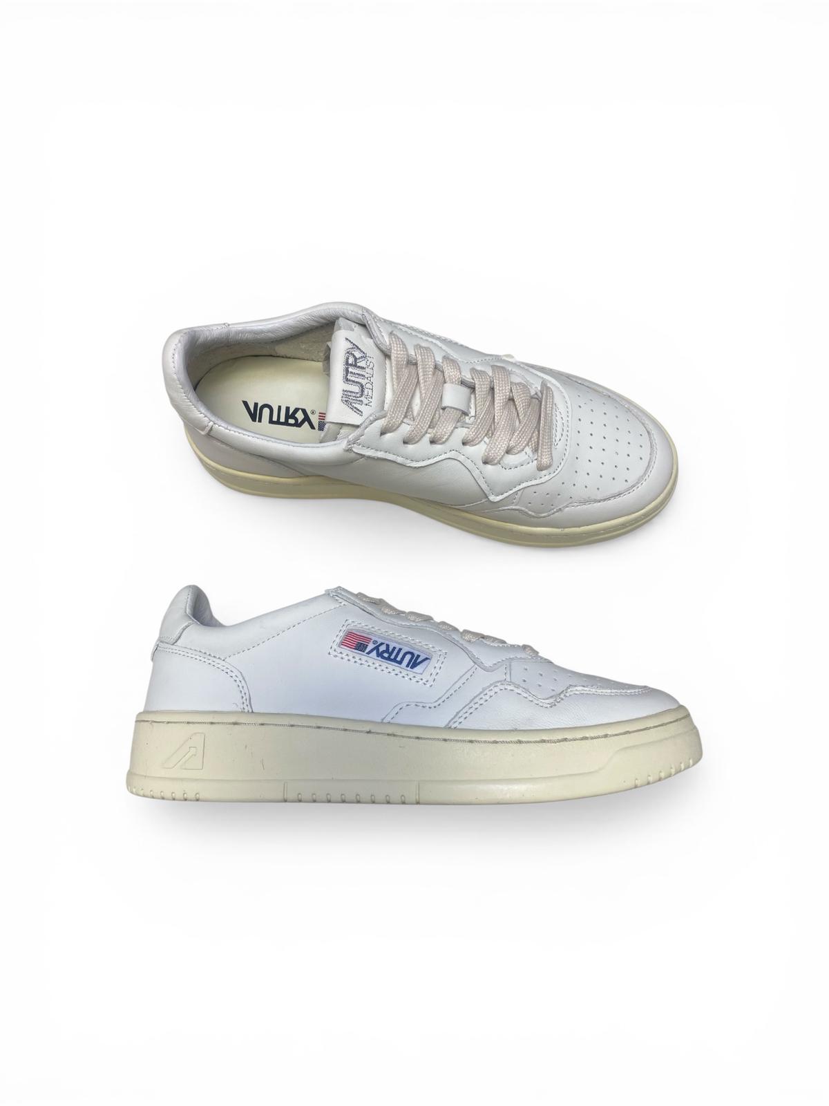 SNEAKERS DONNA “AUTRY” MEDALIST REVERSE LIMITED EDITION GL01 PELLE BIANCO