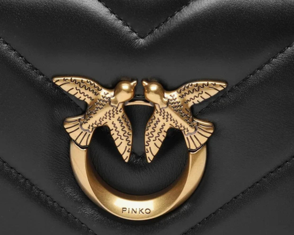 BORSA DONNA “PINKO ” CLICK LOVE MINI CHEVRON    NAPPA TRAPUNTATA  NERO