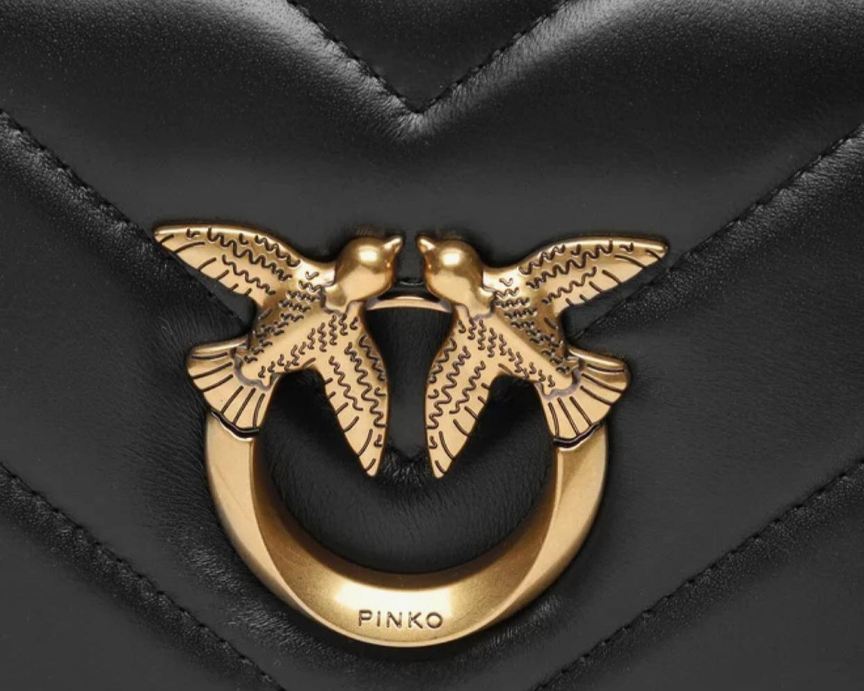 BORSA DONNA “PINKO ” CLICK LOVE MINI CHEVRON NAPPA TRAPUNTATA NERO