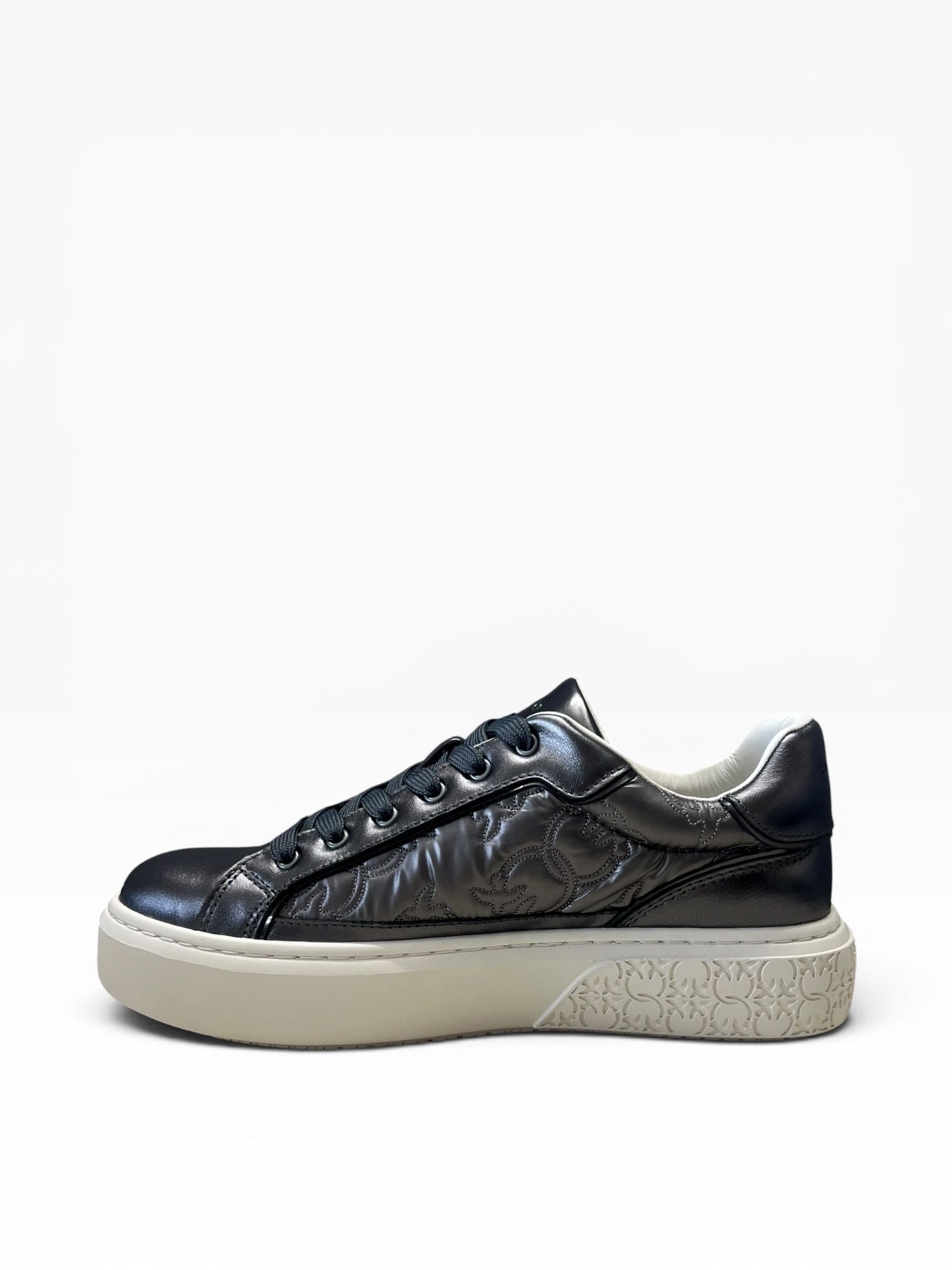 Sneakers Donna “PINKO ” SS0103P101 YOKO 21 LAMINATED NAPPA+NYLON MONOGRAM  GRIGIO
