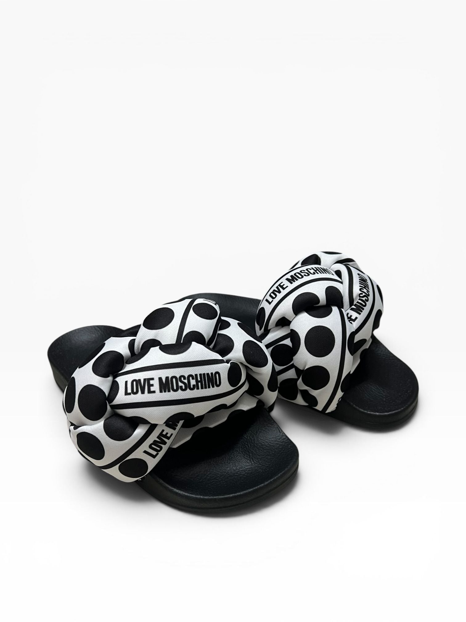 Sandali Ciabatte Donna "LOVE MOSCHINO" JA28272GOIIW010A Sabotd Pool 25 Foulard Bianco/Nero