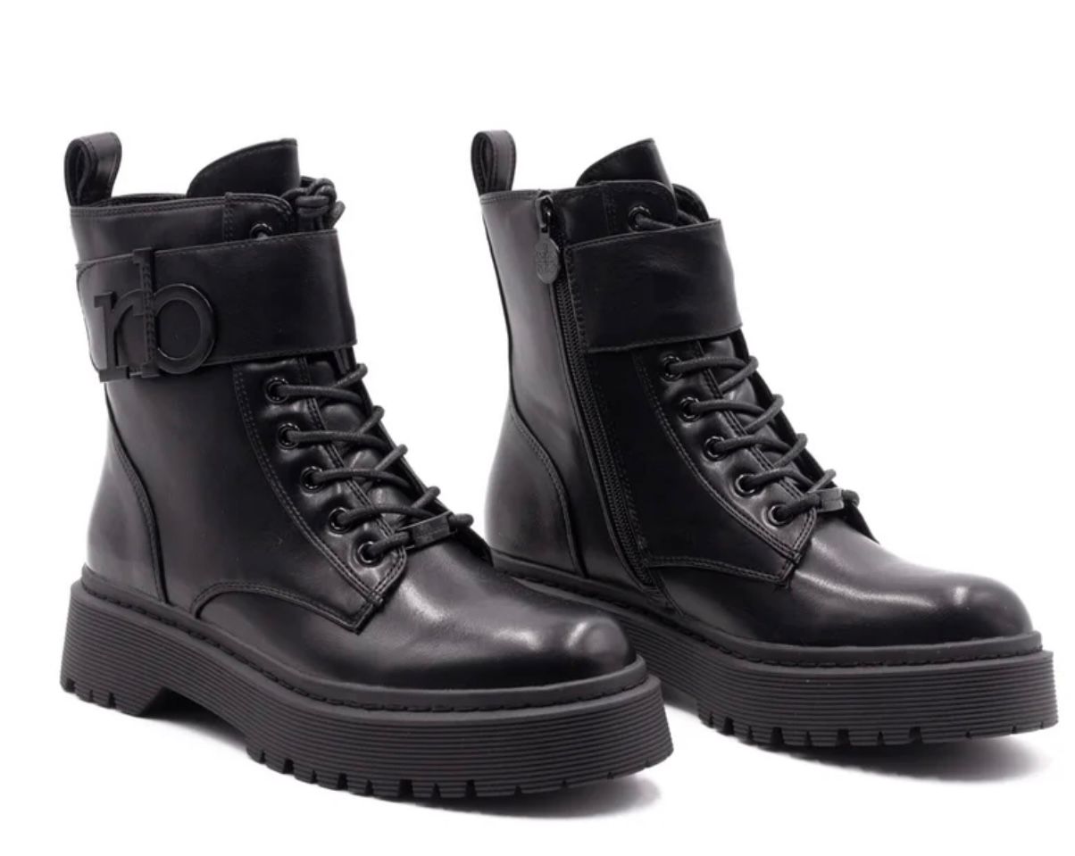 Anfibi Donna “RoccoBarocco” RBRSD012901 Collezione Autunno/Inverno 24/2025 – Nero