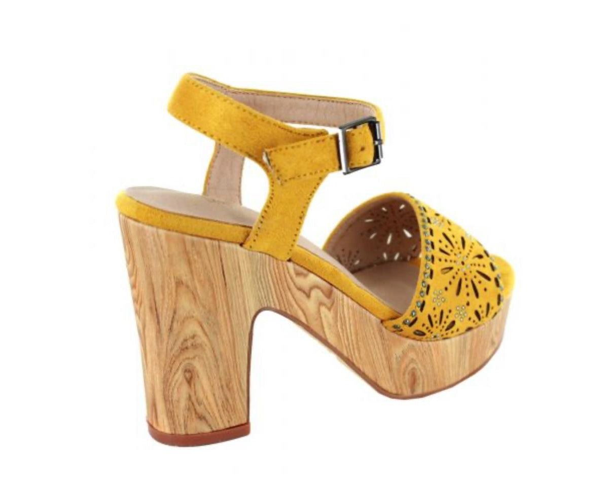 SANDALI TACCO  ZEPPA DONNA “MENBUR” 20491 PRIMAVERA ESTATE 2025 SENAPE