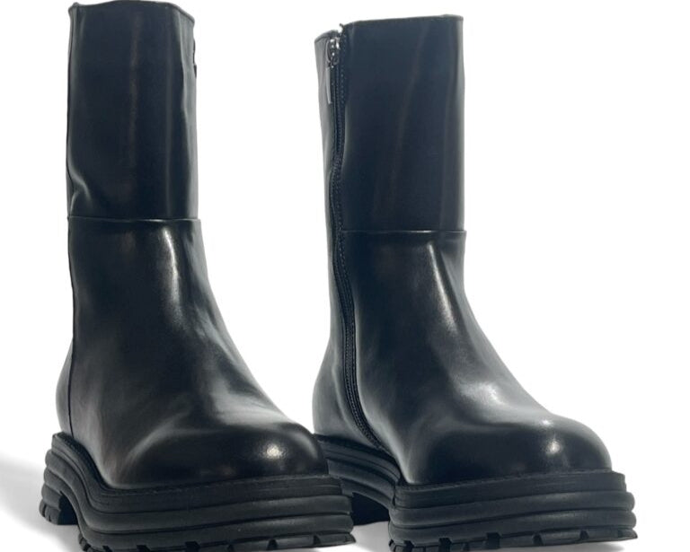 Tronchetti Donna “GR8” TR 05 Collezione Autunno/Inverno 2024/2025 Vitello – Nero